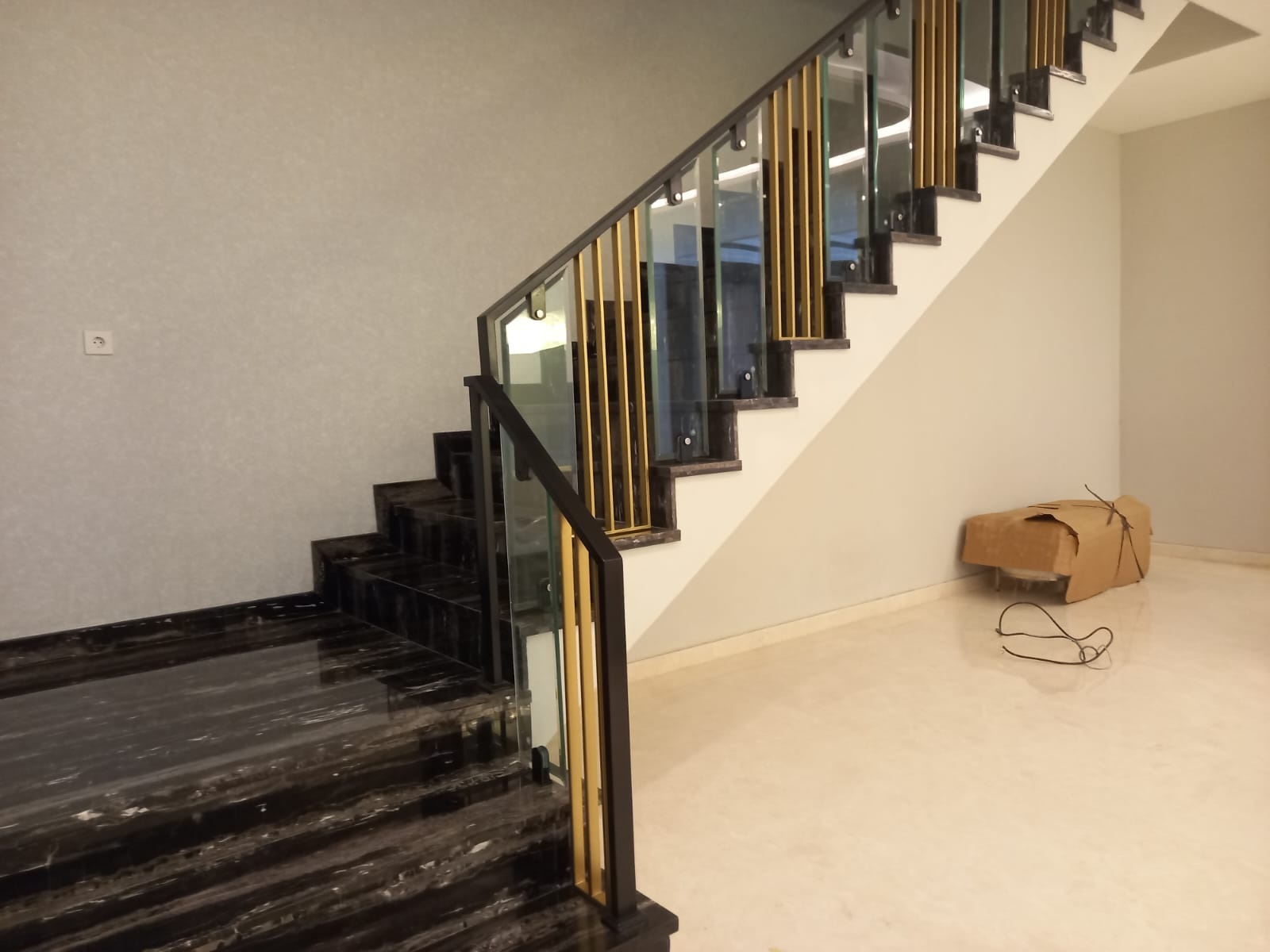 Desain Railing Tangga Terbaru - JAVA TEKNIK MANDIRI
